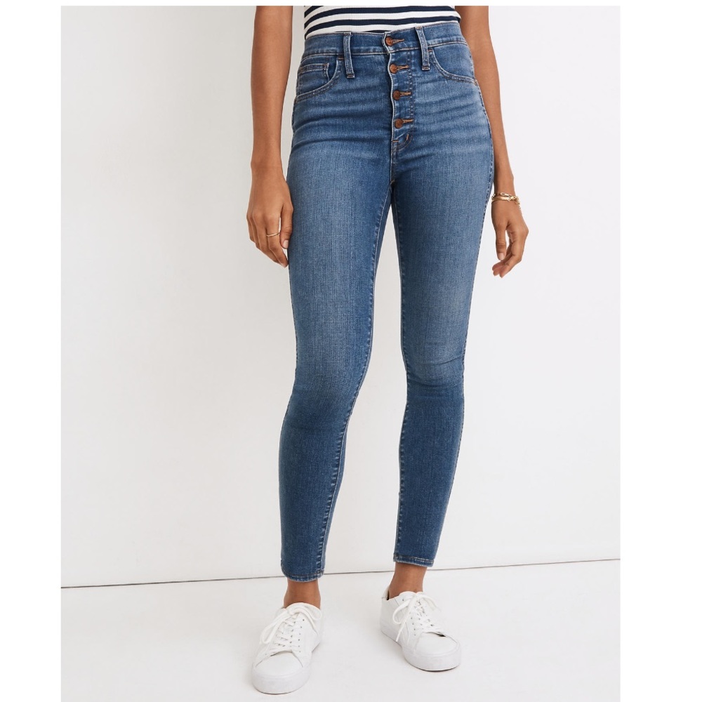 Madewell 10" High-Rise Roadtripper Supersoft Skinny Jeans in Monroe Wash - Picture 3 of 7